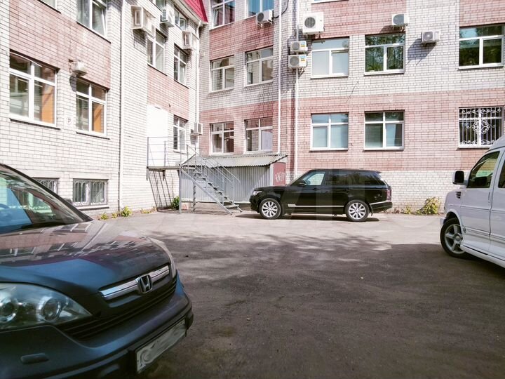 Под склад на Пятерке 282 м2