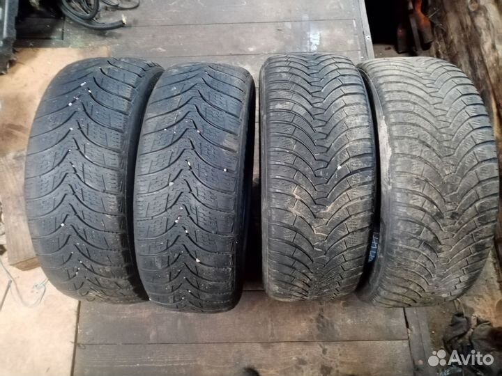 Dunlop SP Winter Ice 01 205/55 R16 91T