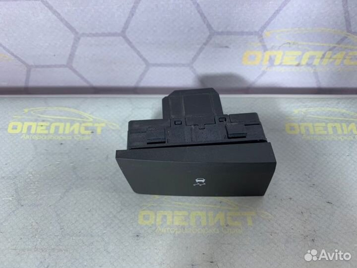 Кнопка антипробуксовки Opel Insignia A 2012