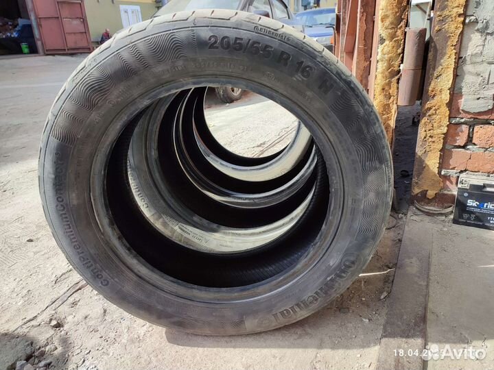 Continental ContiPremiumContact 205/55 R16
