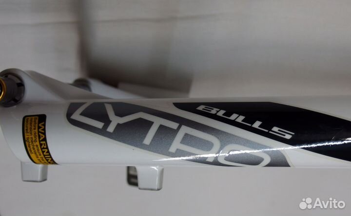 Новая воздушная вилка Suntour Axon 27.5