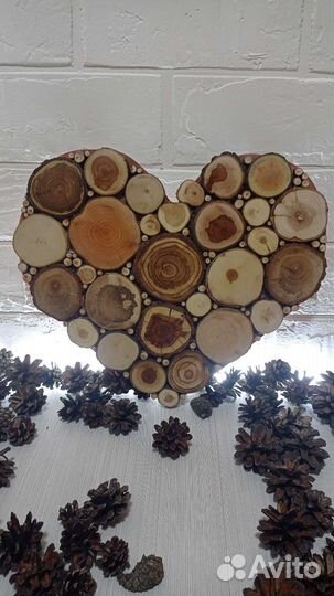 Елка новогодняя из спилов дерева