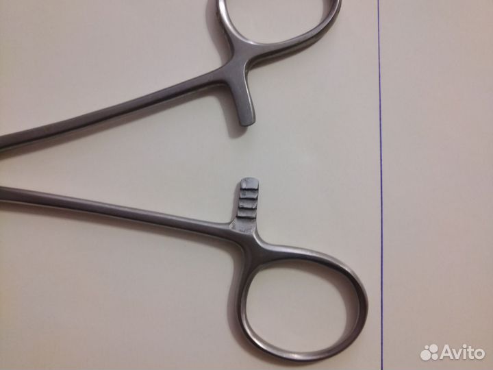 Зажим хирургический