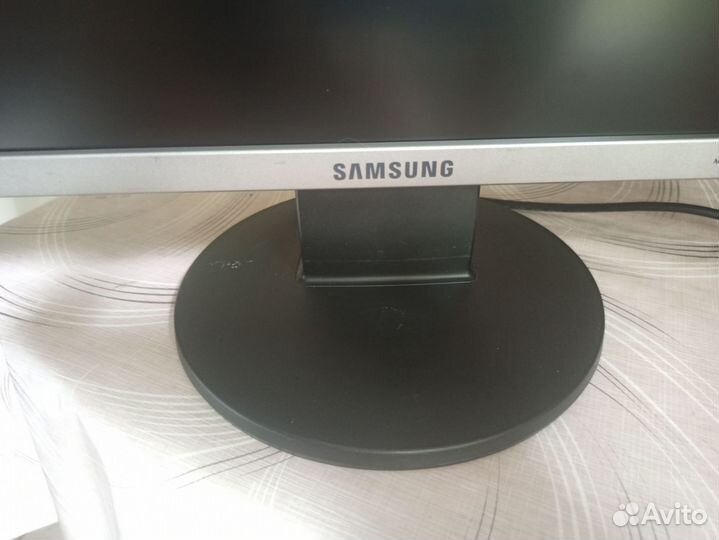 Монитор Samsung 2243NW 22дюйма LS22mynksb/EDS