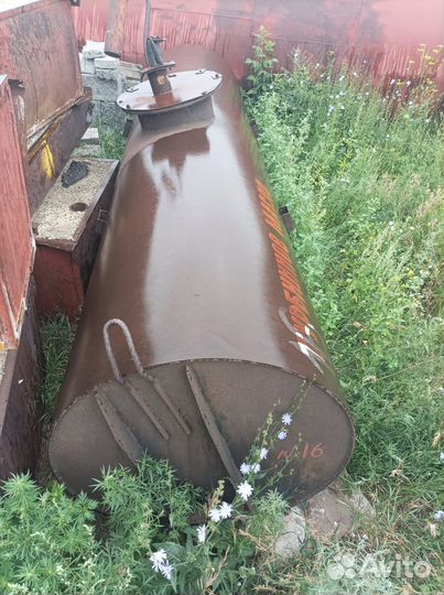 Бочка металлическая 8 кубов