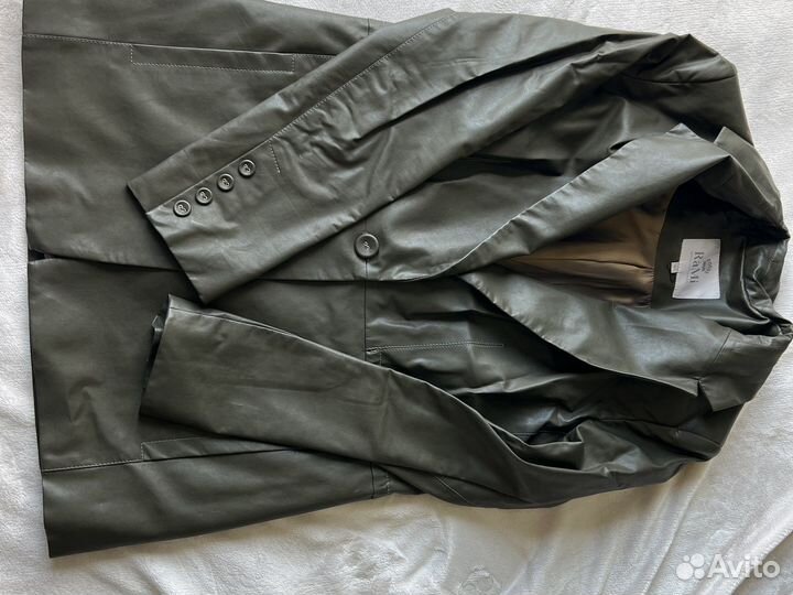 Кожаный пиджак