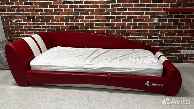 Диван-кровать ferrari 90*200 , ширина 200, глубина 90, высота 90 , б/у ...
