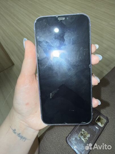 iPhone 12, 128 ГБ