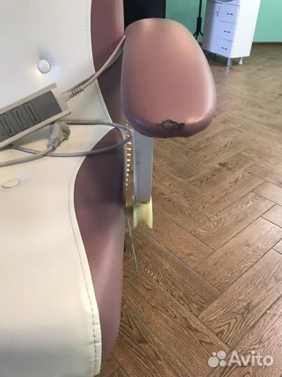 Косметологическое кресло с электроприводом