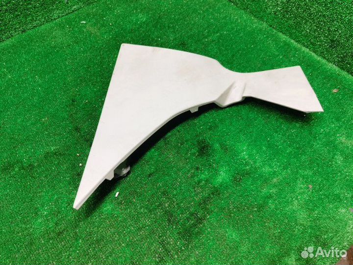 Пластик стойки задний левый Citroen C4 седан 1.6