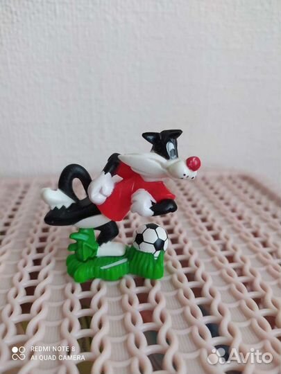 Игрушки из киндера