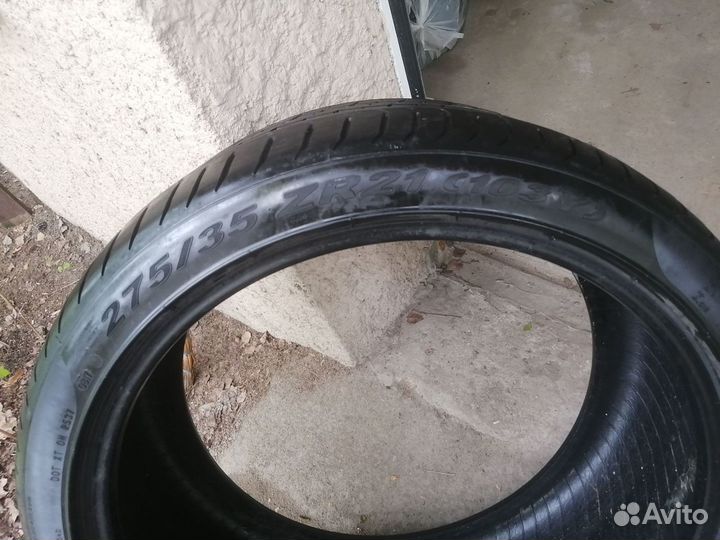 Pirelli P Zero 275/35 R21