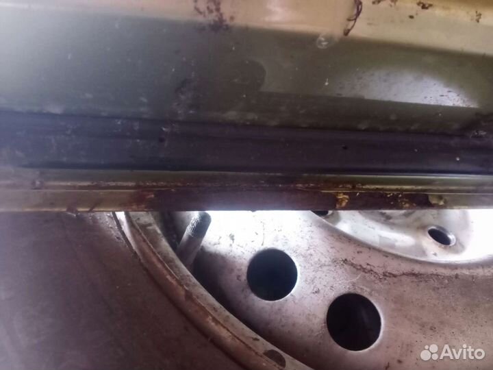 Дверь передняя правая Шевроле Реззо