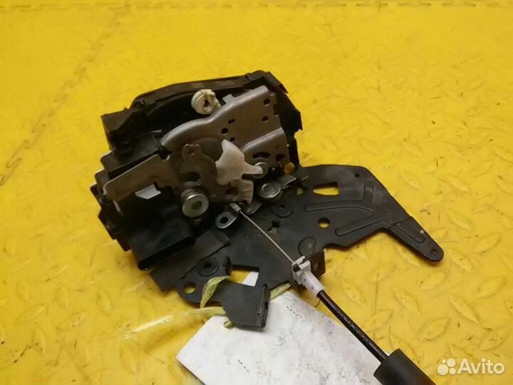 Замок двери задней левой Range Rover Sport II