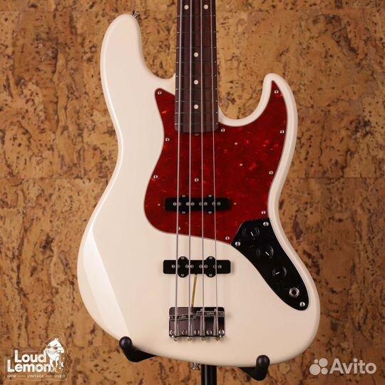 Fender Traditional '60s Jazz Bass Olympic White