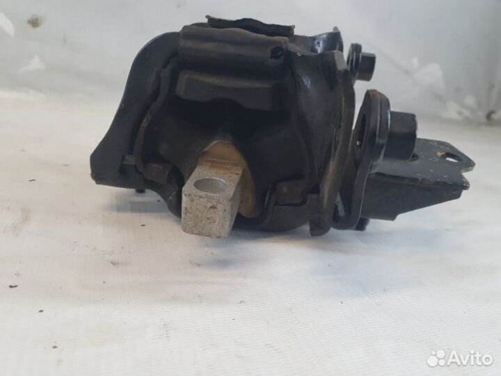 Подушка двигателя Volkswagen Polo 5 CFN 2011