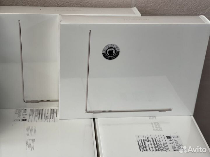 MacBook Air 13 M2 8CPU 8GPU 8/256GB Starlight
