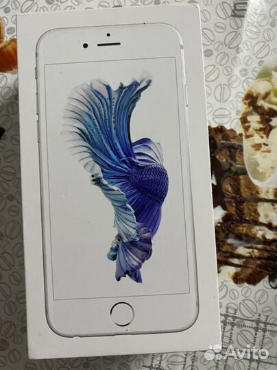Коробка из под iPhone 6s айфона