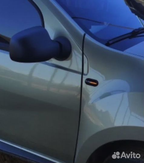 Бегущий поворотник на Лада Ларгус