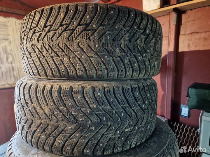 Nokian Tyres Hakkapeliitta 8 235/45 R17