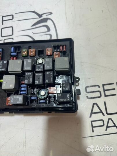 Блок предохранителей Opel Insignia G09 A18XER 2009