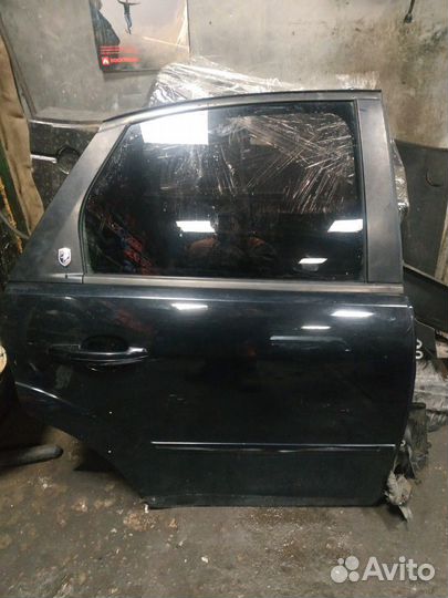 Задняя правая дверь Форд Фокус 2 хэтчбек