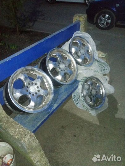 Продам литье racing wheels