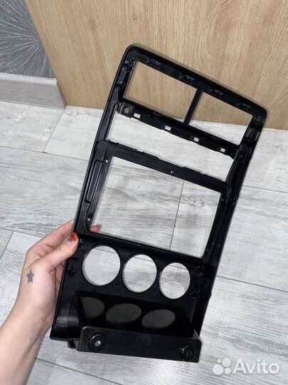 Центральная консоль панели на Priorа 2