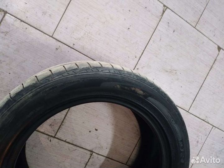 Toyo DRB 215/55 R17