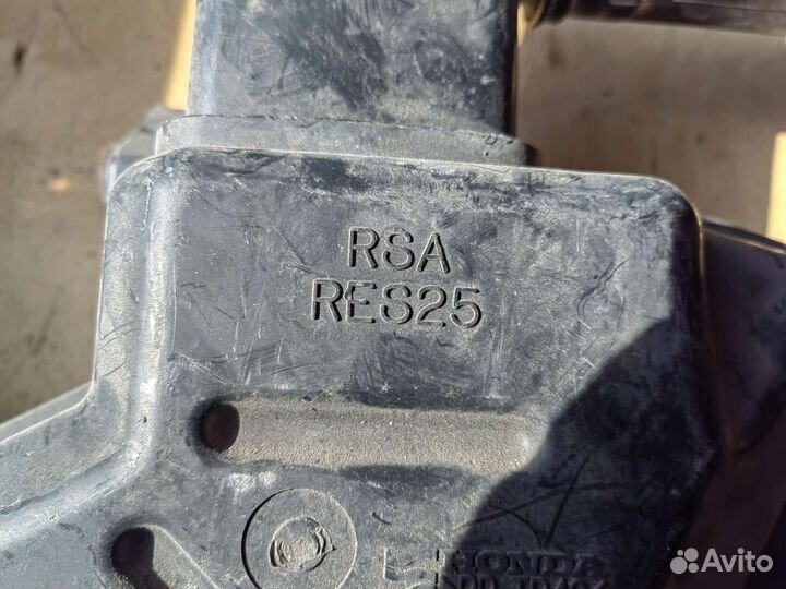 Патрубок воздушного фильтра Honda Civic 5D R18A2