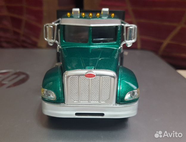 Грузовики NewRay 1/43 Peterbilt, Freightliner, MAN