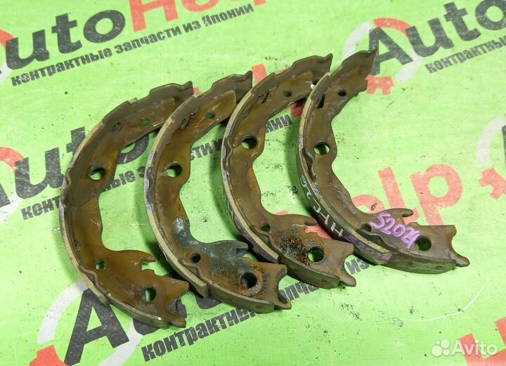 Колодки тормозные nissan serena HFC26 задние