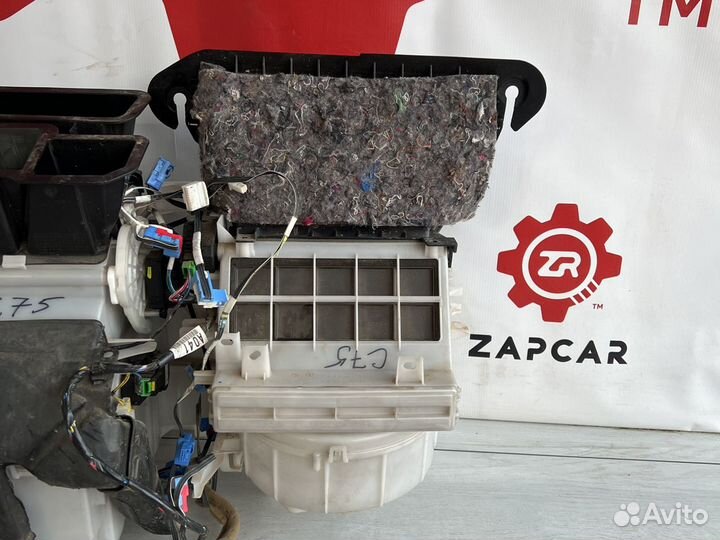 Mitsubishi Otlander печка/корпус печки