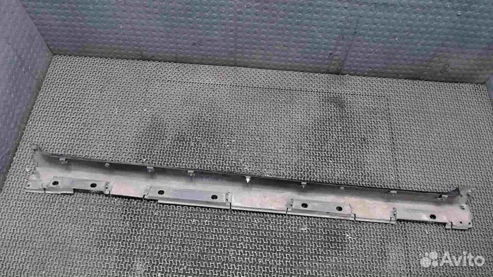 Накладка на порог Toyota Verso, 2009