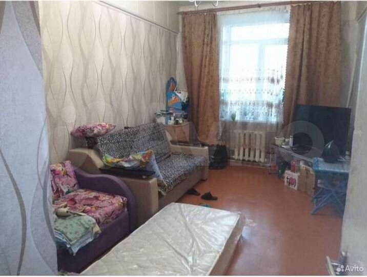 Комната 15 м² в 3-к., 4/5 эт.