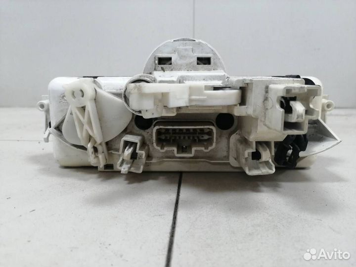 Блок управления отопителем Renault Megane 2 2002-2009