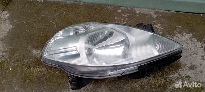 Фара nissan tiida пара