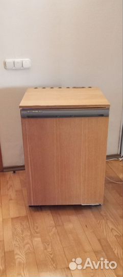 Холодильник Snaige-5 деревянный корпус СССР винтаж