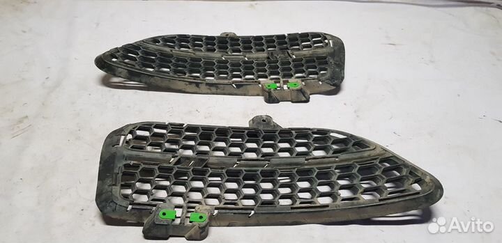 Volkswagen Touareg 2002-2010 Решетка в бампер
