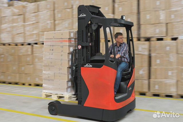 Водитель электророхли вахтой