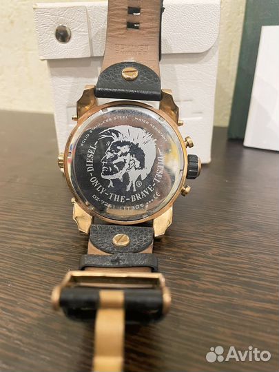 Мужские наручные часы diesel