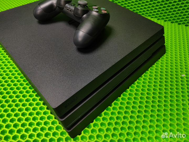 Игровая приставка Playstation 4 PRO