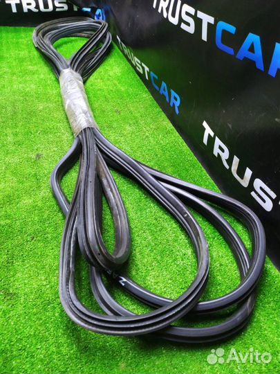 Уплотнительная резинка боковой двери Opel Zafira