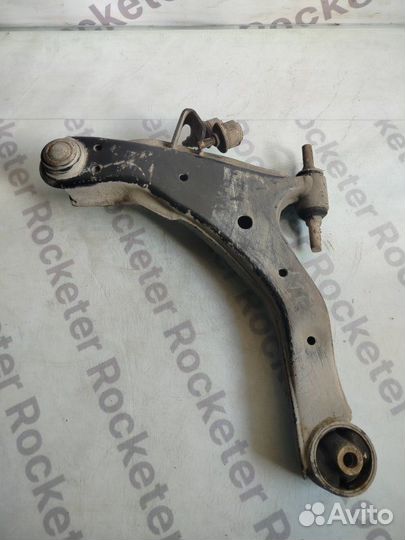 Рычаг подвески передний правый Hyundai Elantra XD