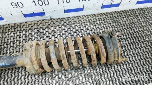 Стойка передняя правая jeep grand cherokee WK (TML