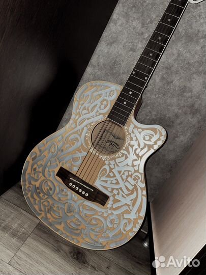 Роспись каллиграфией, автокаллиграфия