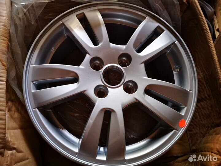 Диск литой 15 Aveo T250, T300 GM новый