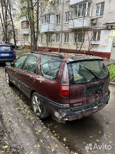 Renault Laguna 2.0 МТ, 1996, 111 111 км