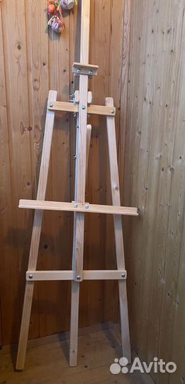 Мольберт новый