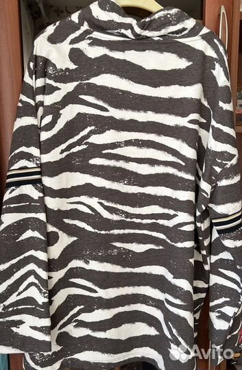 Свишот женский tuzzi